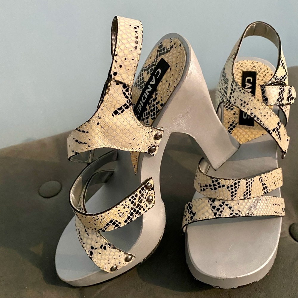 Vintage Candies Snakeskin Platform Block Heel